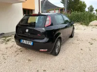 Usata Fiat Grande Punto 95 CV (69 kW) 2012 Nero Utilitaria