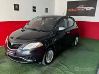 Usata Lancia Ypsilon 69 CV (50 kW) 2018 Nero Utilitaria