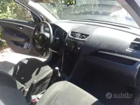 Usata Suzuki Swift 75 CV (55 kW) 2012 Bianco Utilitaria