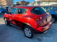 Usata Nissan Juke Visia 110 CV (80 kW) 2011 Rosso SUV