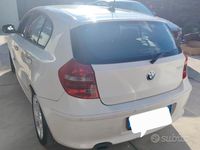 Usata BMW 118 143 CV (105 kW) 2011 Bianco Utilitaria