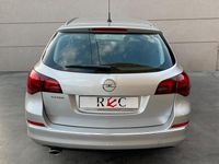 Usata Opel Astra 140 CV (102 kW) 2015 Grigio Station wagon