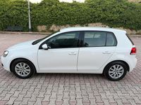 Usata VW Golf VI 105 CV (77 kW) 2011 Bianco Utilitaria