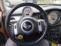 Usata Mini Cooper 116 CV (85 kW) 2006 Nero Utilitaria