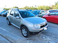 Usata Dacia Duster 110 CV (80 kW) 2012 Giallo SUV
