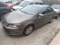 Usata VW Passat 105 CV (77 kW) 2011 Berlina