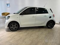 Usata Smart ForFour Proxy 70 CV (51 kW) 2015 Bianco Utilitaria
