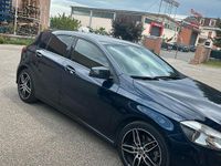 Usata Mercedes A250 211 CV (155 kW) 2015 Blu Berlina