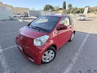 Usata Toyota iQ 98 CV (72 kW) 2012 Rosso Utilitaria