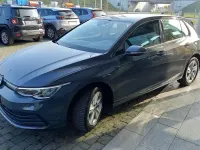 Usata VW Golf VIII Life 110 CV (80 kW) 2022 Dolphin grey metall Berlina