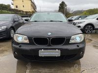 Usata BMW 120 163 CV (119 kW) 2006 Nero Utilitaria