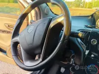 Usata Lancia Ypsilon 69 CV (50 kW) 2014 Bianco Utilitaria