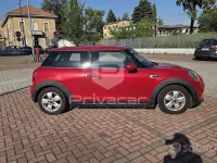 Usata Mini ONE 102 CV (75 kW) 2016 Rosso Utilitaria