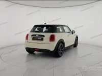 Usata Mini ONE 75 CV (55 kW) 2014 Bianco Utilitaria