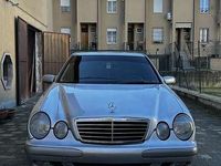 Usata Mercedes E220 Elegance 143 CV (105 kW) 2001 Berlina