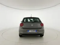 Usata VW Polo Comfortline 80 CV (58 kW) 2019 Limestone grey metallizzato Utilitaria