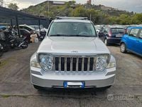 Używany Jeep Cherokee Limited 177 KM (130 kW) 2009 Szary SUV