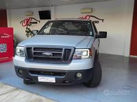 Usata Ford F-150 Lariat 299 CV (219 kW) 2007 Grigio Pick-up