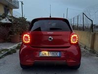 Usado Smart ForFour Brabus 71 CV (52 kW) 2016 Rojo Utilitario