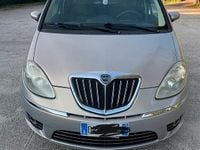 Usata Lancia Musa 120 CV (88 kW) 2008 Grigio Monovolume