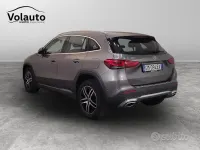 Usata Mercedes GLA180 116 CV (85 kW) 2022 Grigio SUV