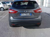 Usata Nissan Qashqai Acenta 131 CV (96 kW) 2016 Grigio SUV