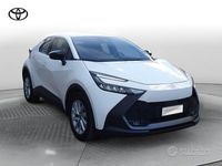 Usata Toyota C-HR Active 140 CV (102 kW) 2024 Bianco SUV