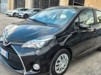Usata Toyota Yaris 69 CV (50 kW) 2016 Grigio Berlina