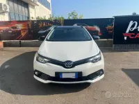 Usata Toyota Auris Touring Sports Style 99 CV (72 kW) 2017 Bianco Station wagon