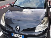 Usata Renault Clio II LE 54 CV (39 kW) 2008 Blu Utilitaria