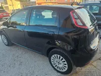 Usata Fiat Grande Punto 69 CV (50 kW) 2011 Nero Utilitaria