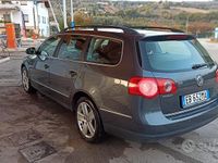 Usata VW Passat 150 CV (110 kW) 2010 Grigio Station wagon