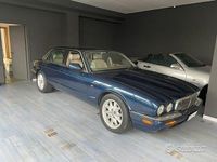 Usata Jaguar XJ Sovereign 300 CV (220 kW) 1997 Blu Berlina