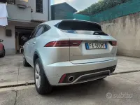 Usata Jaguar E-Pace R-Dynamic 150 CV (110 kW) 2019 Grigio SUV