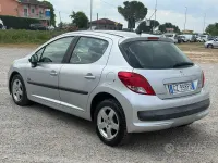 Usata Peugeot 207 Sport 73 CV (53 kW) 2009 Grigio Berlina