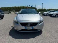 Usata Volvo V40 120 CV (88 kW) 2016 Argento Station wagon