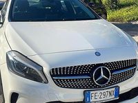 Usata Mercedes A160 102 CV (75 kW) 2016 Bianco Utilitaria