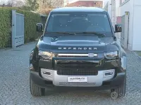 Usata Land Rover Defender SE 400 CV (294 kW) 2022 Nero SUV