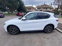 Usata Alfa Romeo Stelvio 209 CV (153 kW) 2018 Bianco SUV