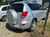 Usata Toyota RAV4 Luxury 177 CV (130 kW) 2006 Argento SUV
