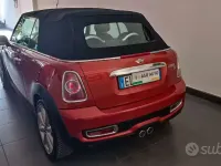 Usata Mini Cooper SD Cabriolet 143 CV (105 kW) 2012 Arancione Cabrio