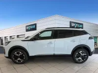Nuova Peugeot 2008 Allure 102 CV (75 kW) 2026 Bianco okenite SUV