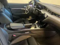 Usata Audi e-tron S-Line 158 kW (215 CV) 2020 Blu/azzurro SUV