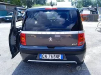 Usata Peugeot 1007 73 CV (53 kW) 2007 Grigio Monovolume