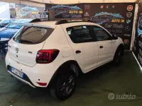 Usata Dacia Sandero 90 CV (66 kW) 2018 Bianco Berlina