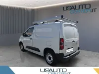 Usata Opel Combo Essentia 100 CV (73 kW) 2022 Monovolume