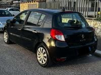 Usata Renault Clio II Dynamique 75 CV (55 kW) 2010 Nero Berlina