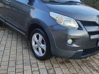 Usata Toyota Urban Cruiser Sol 90 CV (66 kW) 2009 Grigio SUV