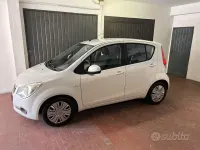 Usata Opel Agila 65 CV (47 kW) 2009 Bianco Utilitaria