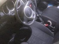 Usata Kia Venga 90 CV (66 kW) 2011 Grigio Utilitaria